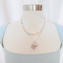 Load image into Gallery viewer, Meow's Pearl Necklace